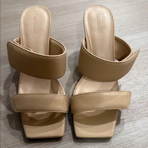NEW- Open Edit Light Tan Leather Adjustable Heels 8.5